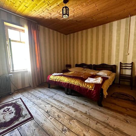 Guesthouse Angelina Ushguli Extérieur photo